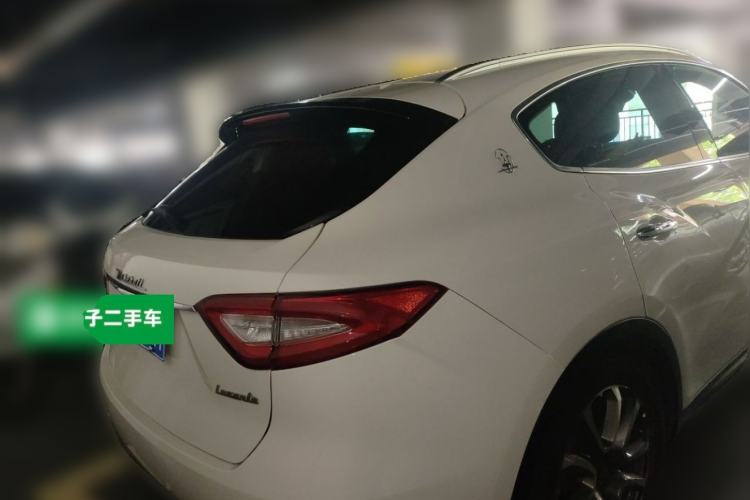 Used Maserati Levante 2016 3.0T Standard Edition Rear Right 45 Deg