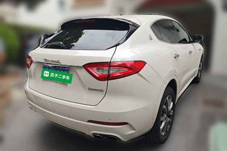 Used Maserati Levante 2016 3.0T Standard Edition Rear Right 45 Deg