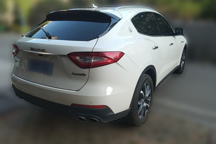 Used Maserati Levante 2016 3.0T Standard Edition Rear Right 45 Deg