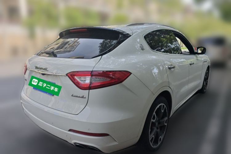Used Maserati Levante 2016 3.0T Standard Edition Rear Right 45 Deg