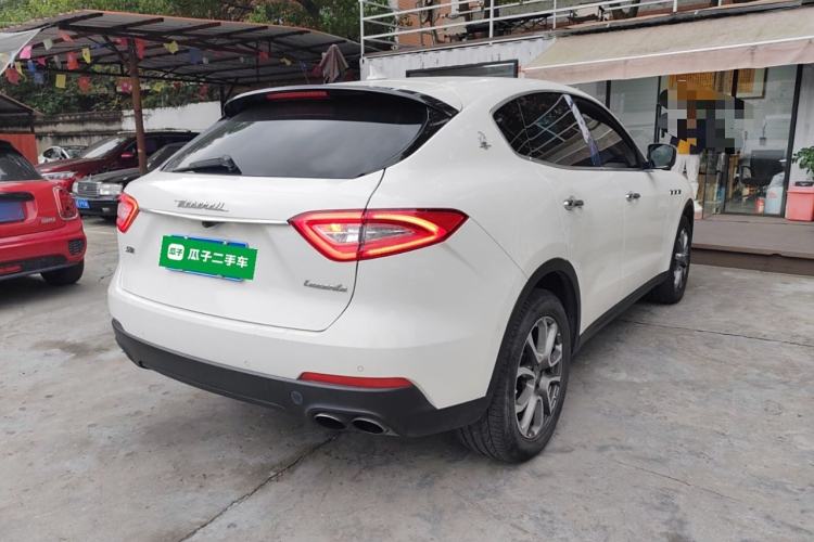 Used Maserati Levante 2016 3.0T Standard Edition Rear Right 45 Deg