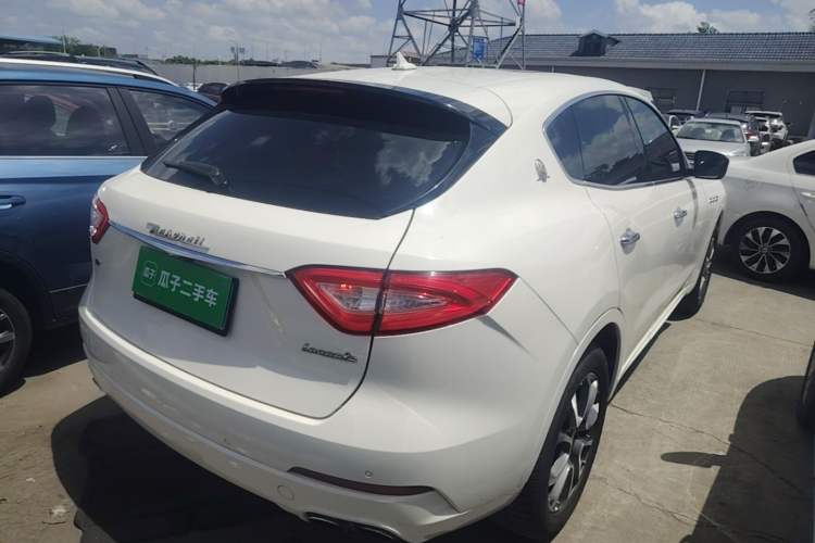 Used Maserati Levante 2016 3.0T Standard Edition Rear Right 45 Deg