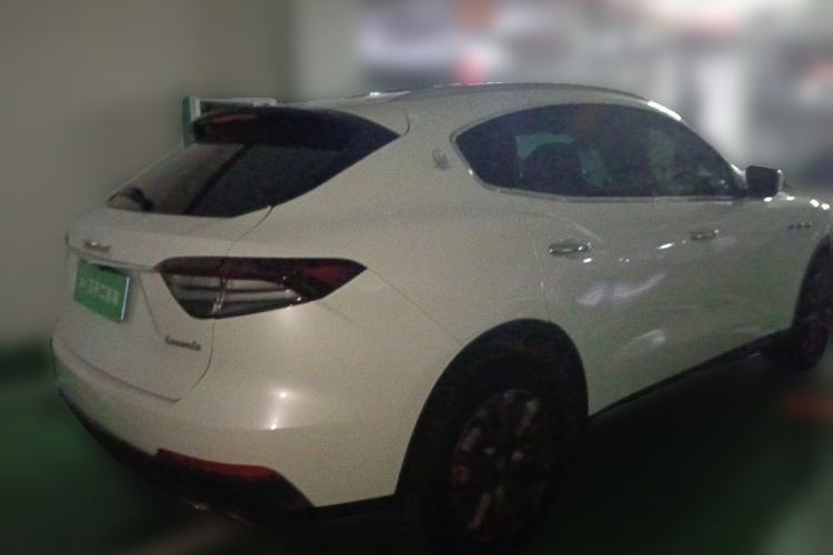 Used Maserati Levante 2016 3.0T Standard Edition Rear Right 45 Deg