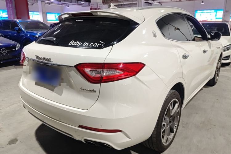 Used Maserati Levante 2016 3.0T Standard Edition Rear Right 45 Deg
