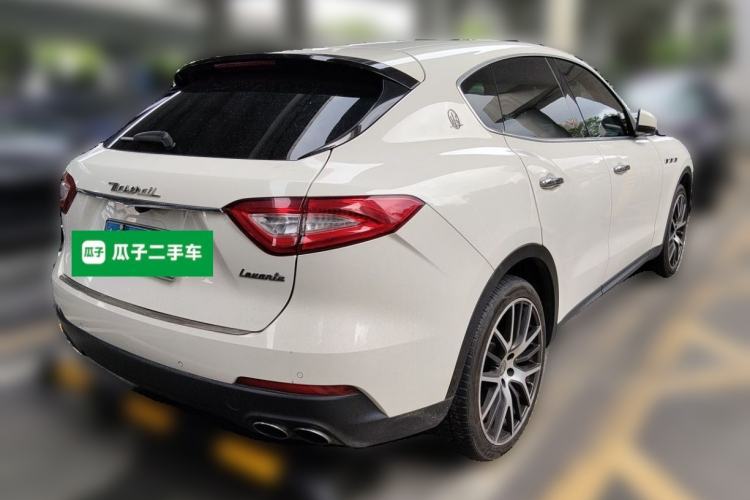 Used Maserati Levante 2016 3.0T Standard Edition Rear Right 45 Deg