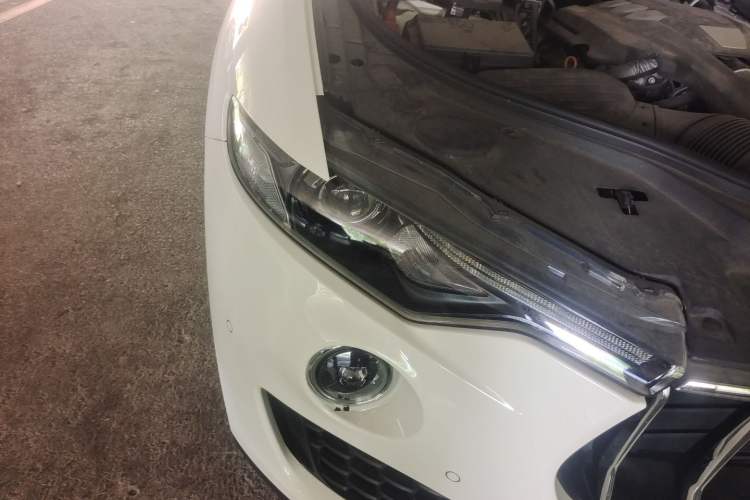 Used Maserati Levante  Right Front Headlight
