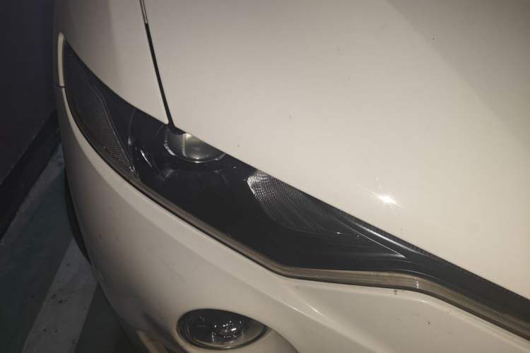 Used Maserati Levante 2016 3.0T Standard Edition Right Front Headlight