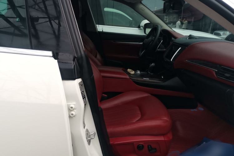 Used Maserati Levante 2016 3.0T Standard Edition Right Front Seat