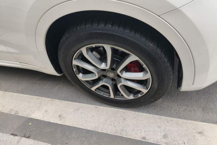 Used Maserati Levante 2016 3.0T Standard Edition Right Front Wheel Hub