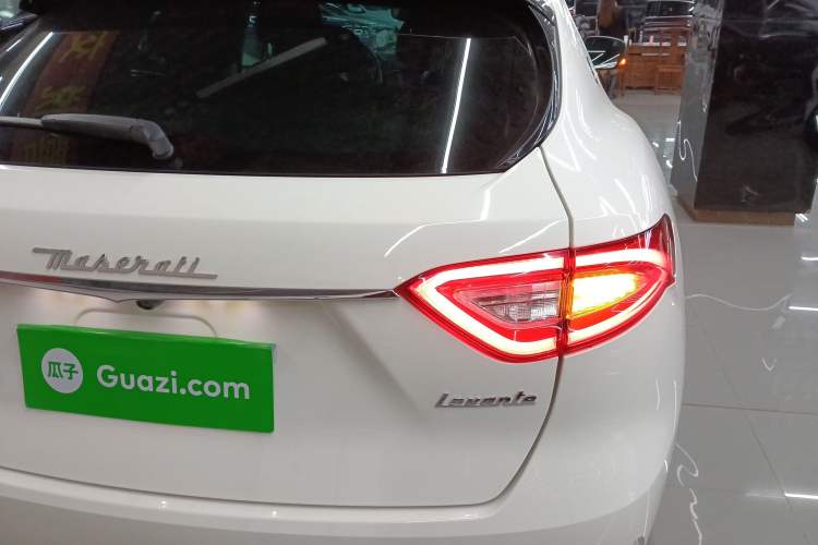 Used Maserati Levante 2016 3.0T Standard Edition Right Rear Taillight
