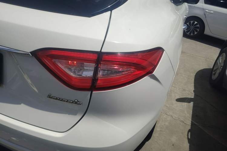 Used Maserati Levante 2016 3.0T Standard Edition Right Rear Taillight