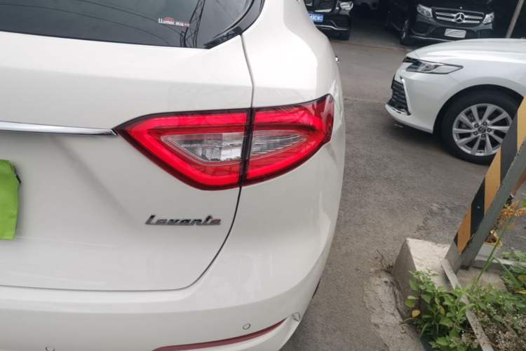 Used Maserati Levante 2016 3.0T Standard Edition Right Rear Taillight