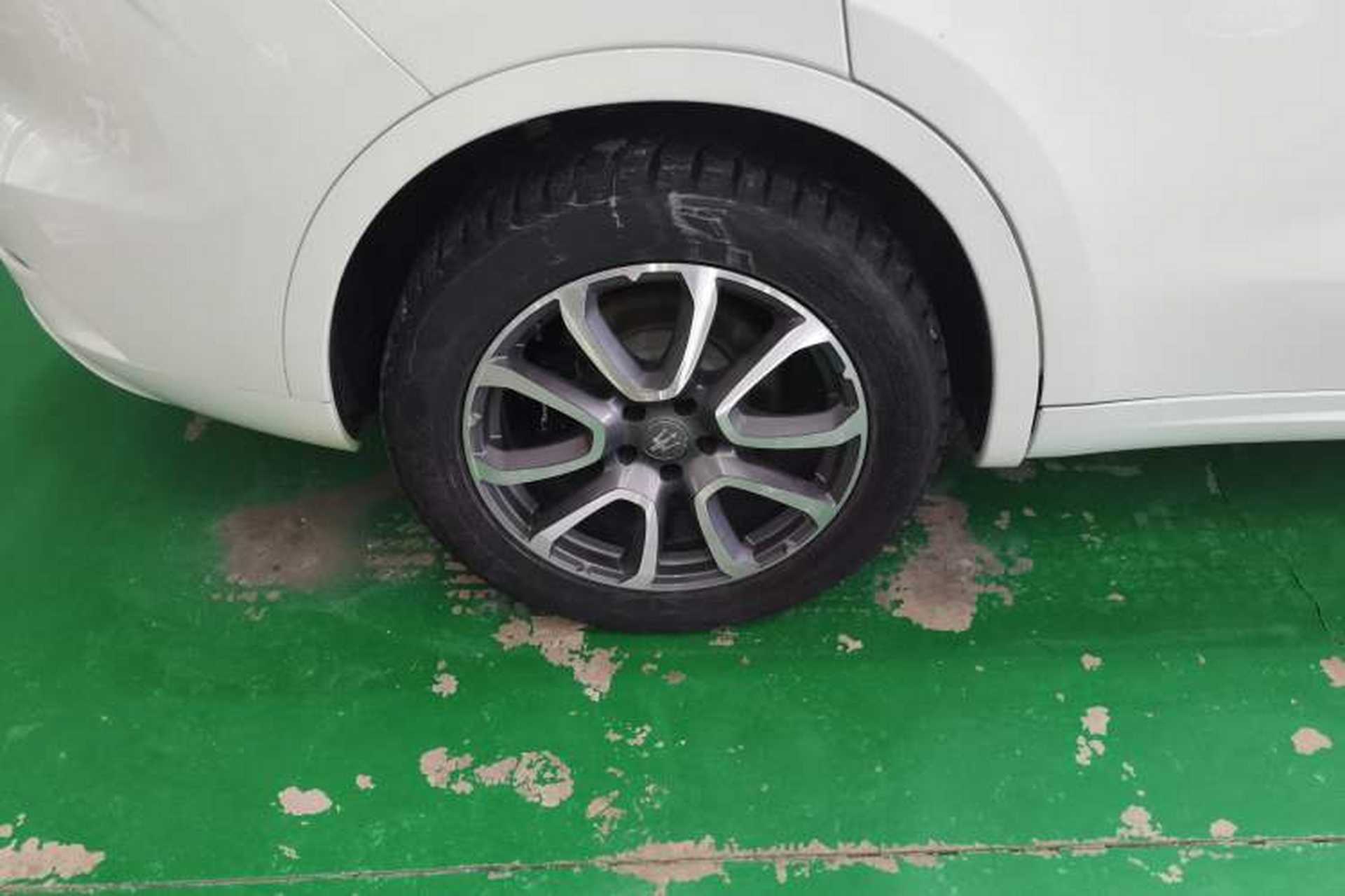 Used Maserati Levante 2016 3.0T Standard Edition Right Rear Wheel Hub