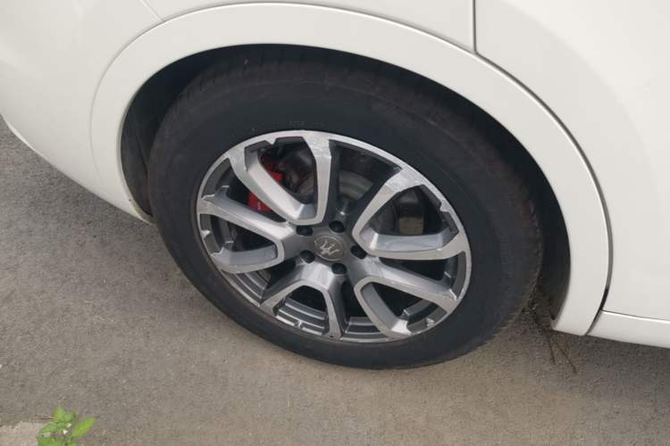 Used Maserati Levante 2016 3.0T Standard Edition Right Rear Wheel Hub