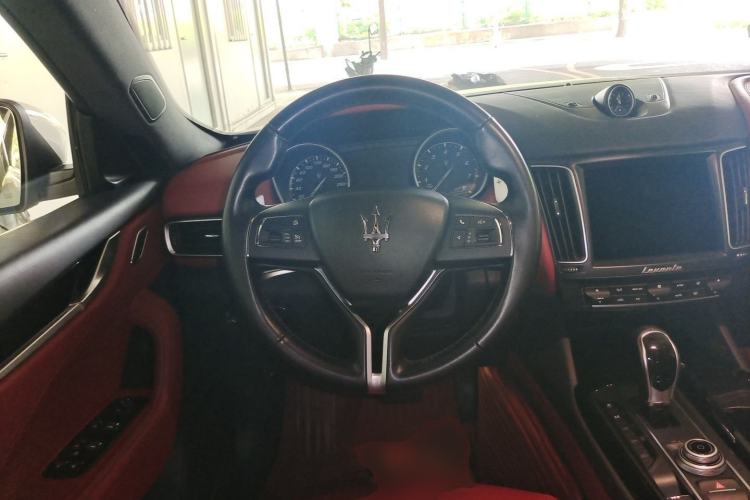 Used Maserati Levante  Steering Wheel