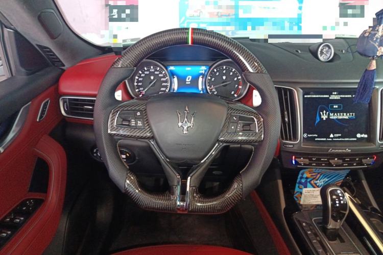 Used Maserati Levante 2016 3.0T Standard Edition Steering Wheel