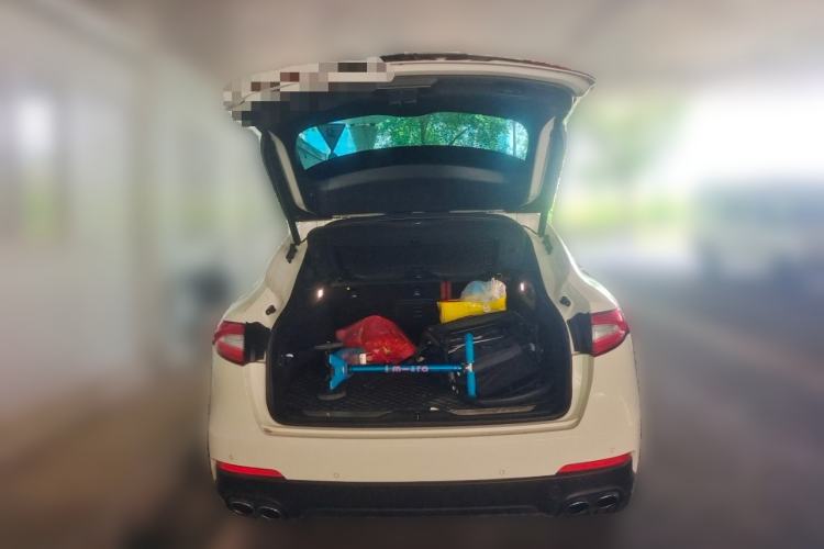 Used Maserati Levante  Trunk