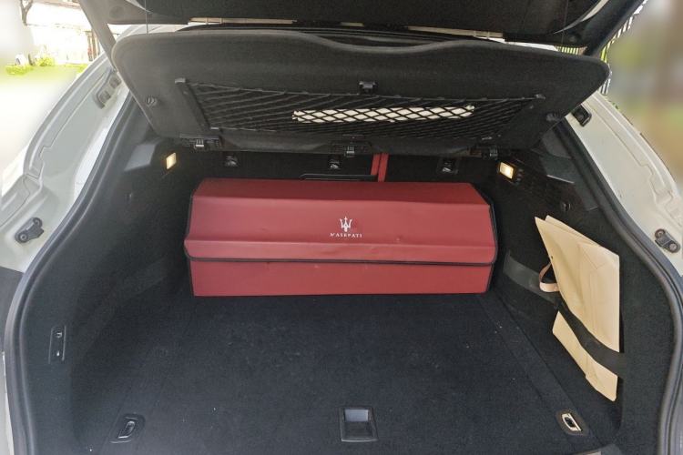 Used Maserati Levante 2016 3.0T Standard Edition Trunk
