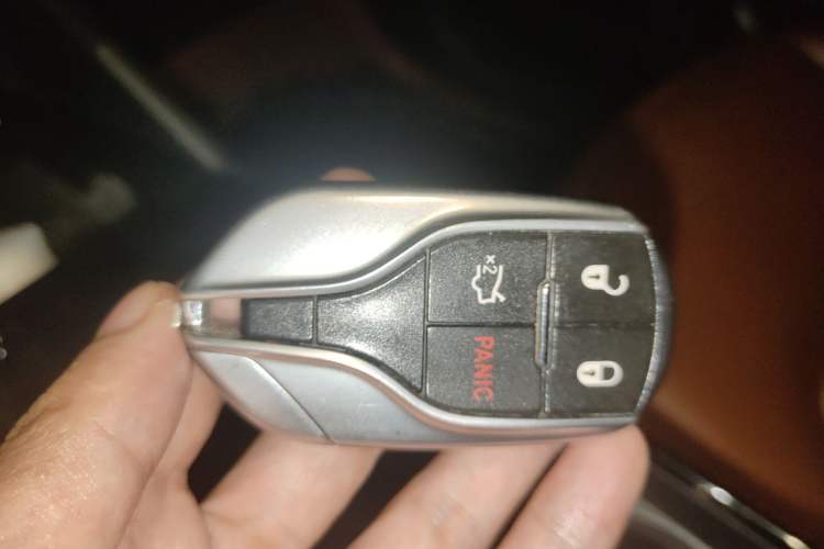 Used Maserati Levante 2016 3.0T Standard Edition Vehicle Key