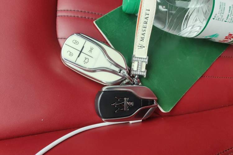 Used Maserati Levante 2016 3.0T Standard Edition Vehicle Key