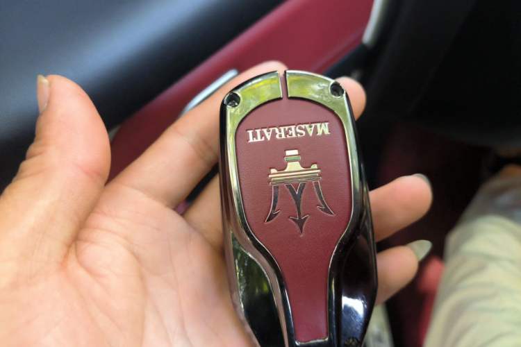 Used Maserati Levante 2016 3.0T Standard Edition Vehicle Key