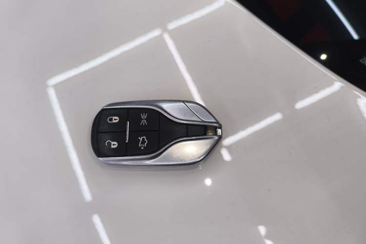 Used Maserati Levante 2016 3.0T Standard Edition Vehicle Key