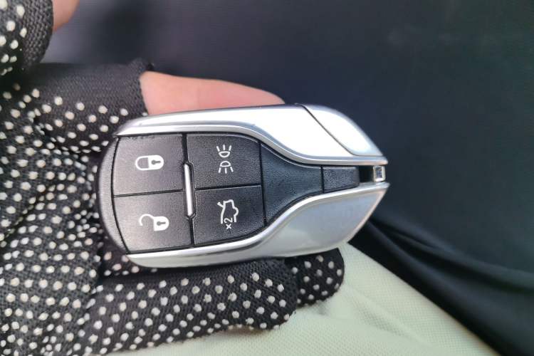 Used Maserati Levante 2016 3.0T Standard Edition Vehicle Key