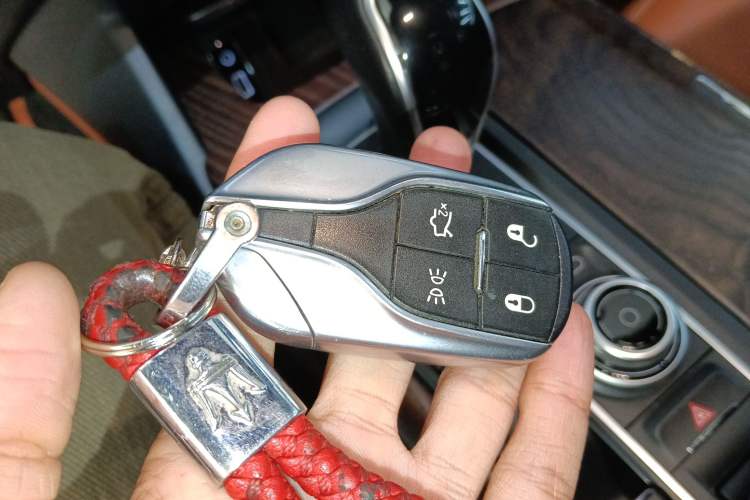 Used Maserati Levante 2016 3.0T Standard Edition Vehicle Key