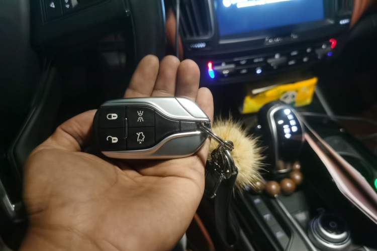 Used Maserati Levante 2016 3.0T Standard Edition Vehicle Key
