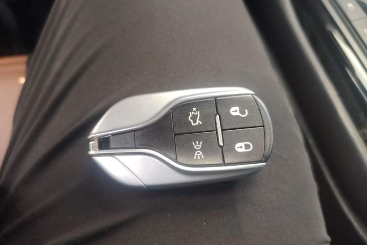 Used Maserati Levante 2016 3.0T Standard Edition Vehicle Key