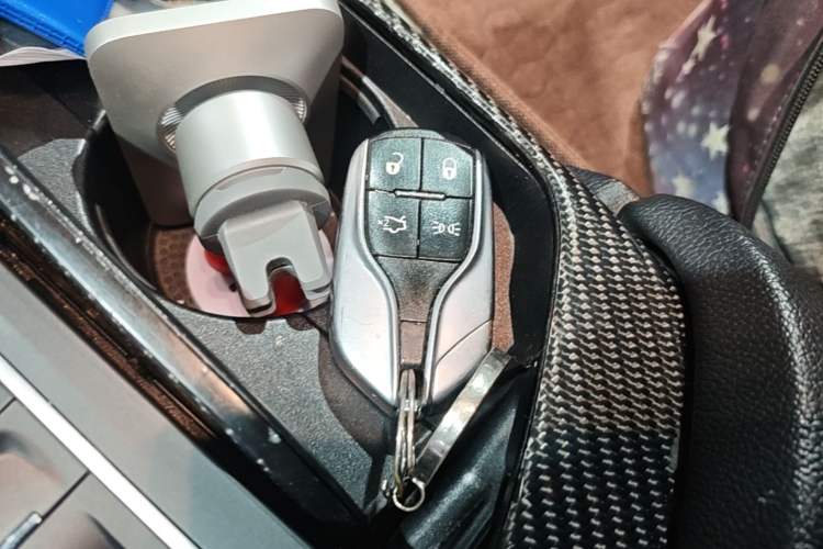 Used Maserati Levante 2016 3.0T Standard Edition Vehicle Key