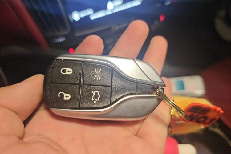 Used Maserati Levante 2016 3.0T Standard Edition Vehicle Key