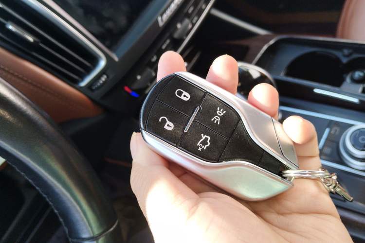Used Maserati Levante 2016 3.0T Standard Edition Vehicle Key