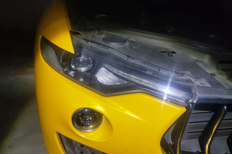 Used Maserati Levante 2016 3.0T Standard Edition Right Front Headlight