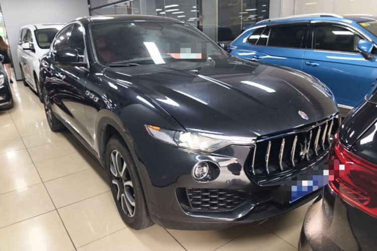 Used Maserati Levante  Front Right 45 Deg