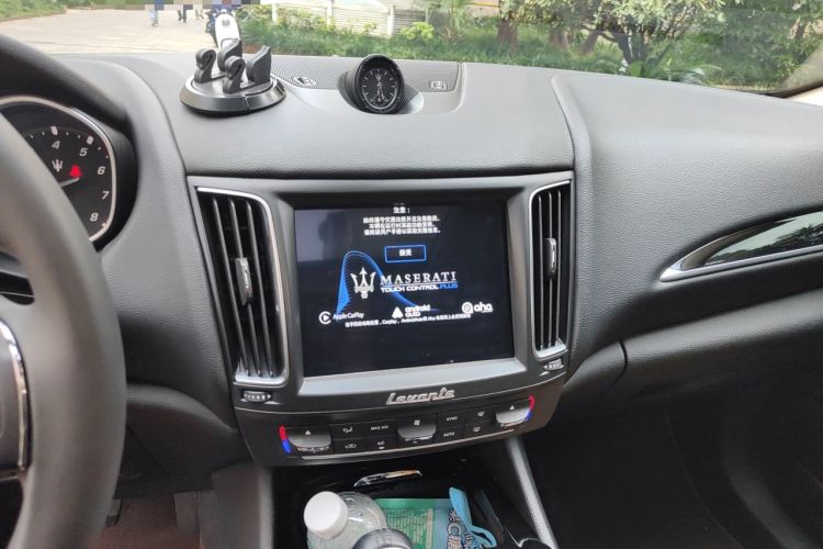 Used Maserati Levante  Audio And AC Panel