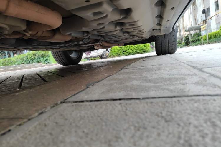 Used Maserati Levante  Chassis Front Left