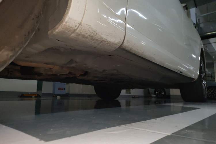 Used Maserati Levante  Chassis Front Left