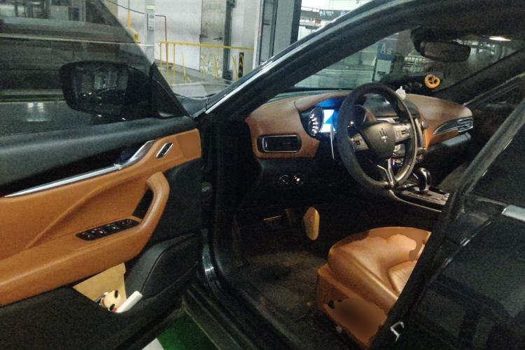 Used Maserati Levante 2018 3.0T Classic Edition Driver Seat