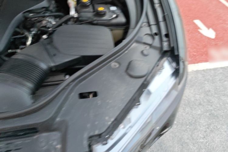 Used Maserati Levante 2018 3.0T Standard Edition Engine Bay Left