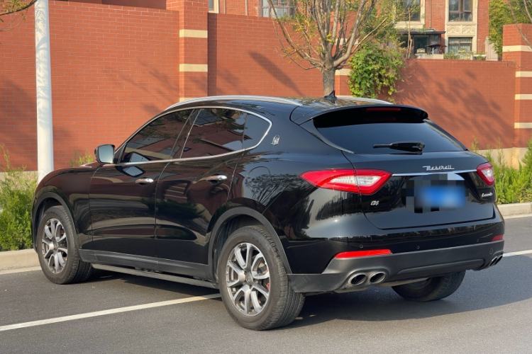 Used Maserati Levante 2018 3.0T Standard Edition Exterior 3
