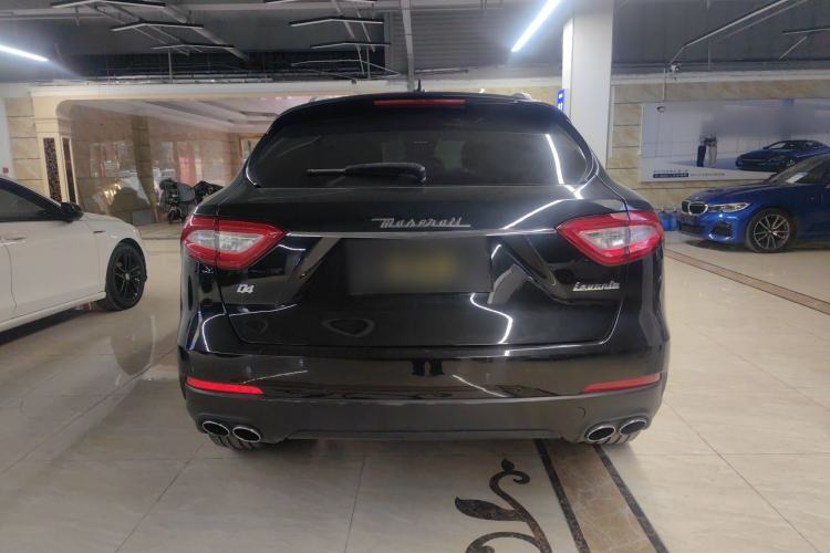 Used Maserati Levante 2018 3.0T Classic Edition Exterior 4