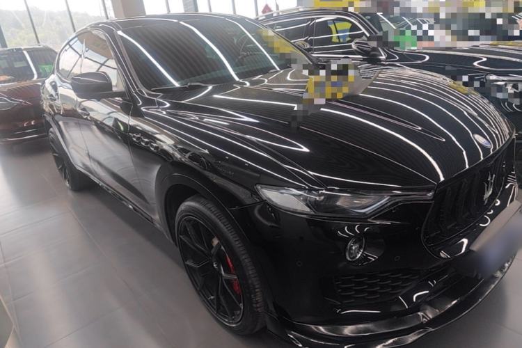 Used Maserati Levante 2018 3.0T Classic Edition Front Right 45 Deg
