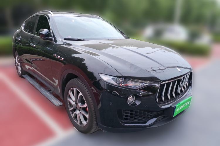Used Maserati Levante 2018 3.0T Standard Edition Front Right 45 Deg