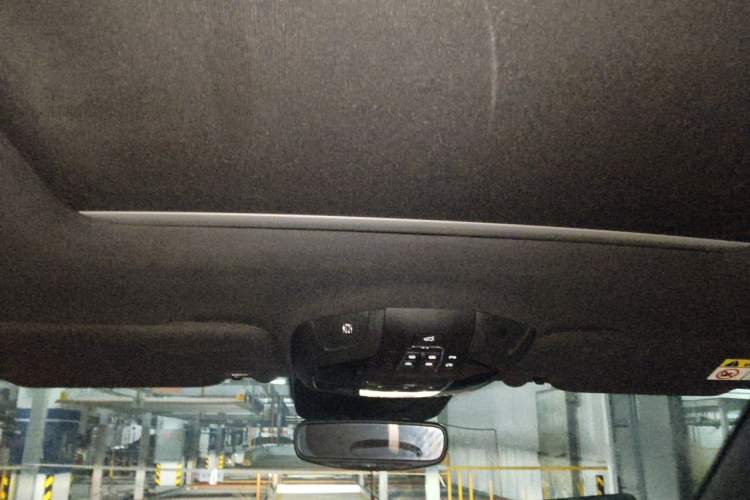 Used Maserati Levante 2018 3.0T Classic Edition Headliner