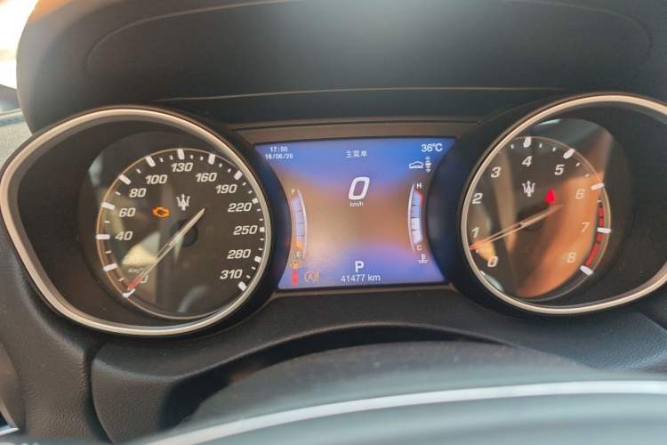 Used Maserati Levante 2018 3.0T Standard Edition Instrument Cluster