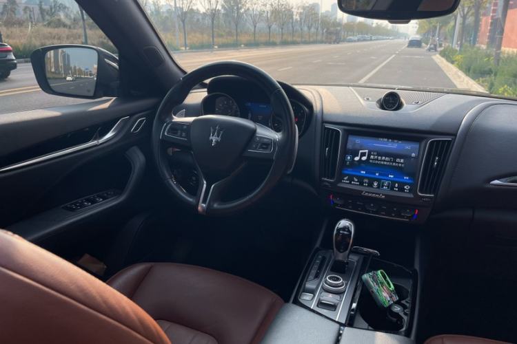 Used Maserati Levante 2018 3.0T Standard Edition Interior 1