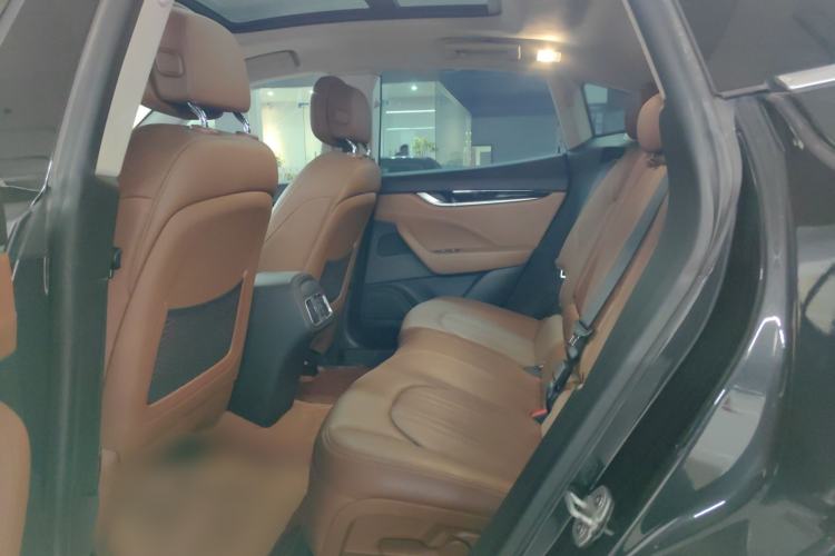 Used Maserati Levante 2018 3.0T Classic Edition Interior 2
