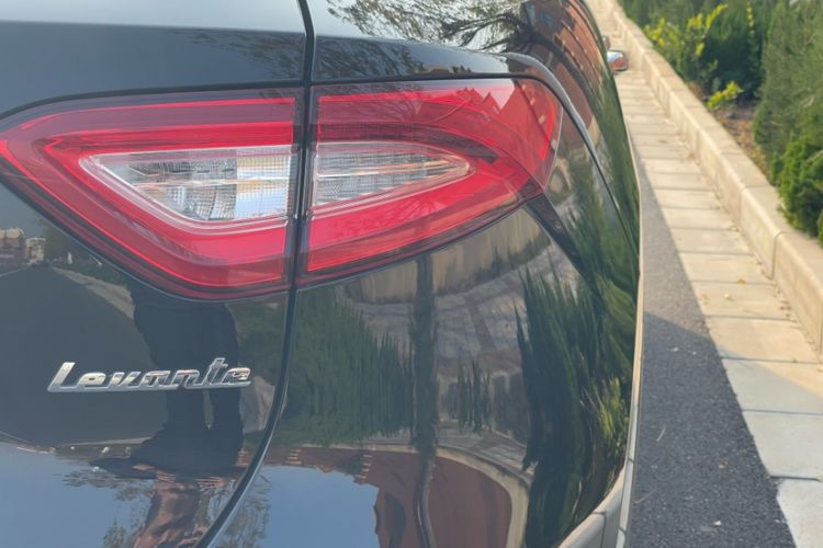 Used Maserati Levante 2018 3.0T Standard Edition Interior 2
