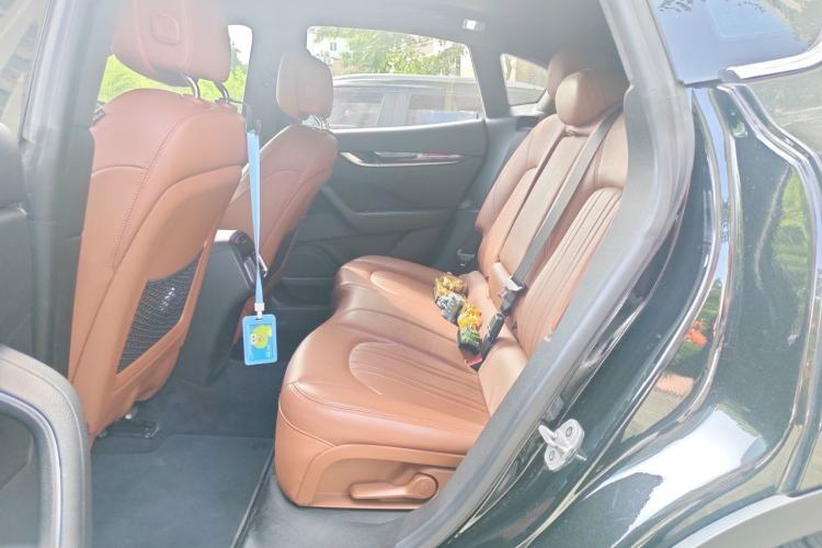 Used Maserati Levante 2018 3.0T Classic Edition Left Rear Seat